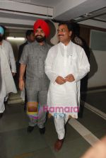 at Baisakhi bash hosted by Charan Singh Sapra in Bandra on 10th April 2010 (29).JPG